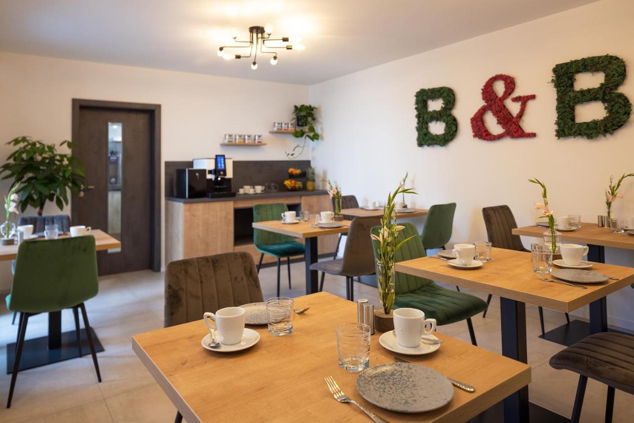 Bed And Breakfast - Homburg Am Main Bagian luar foto